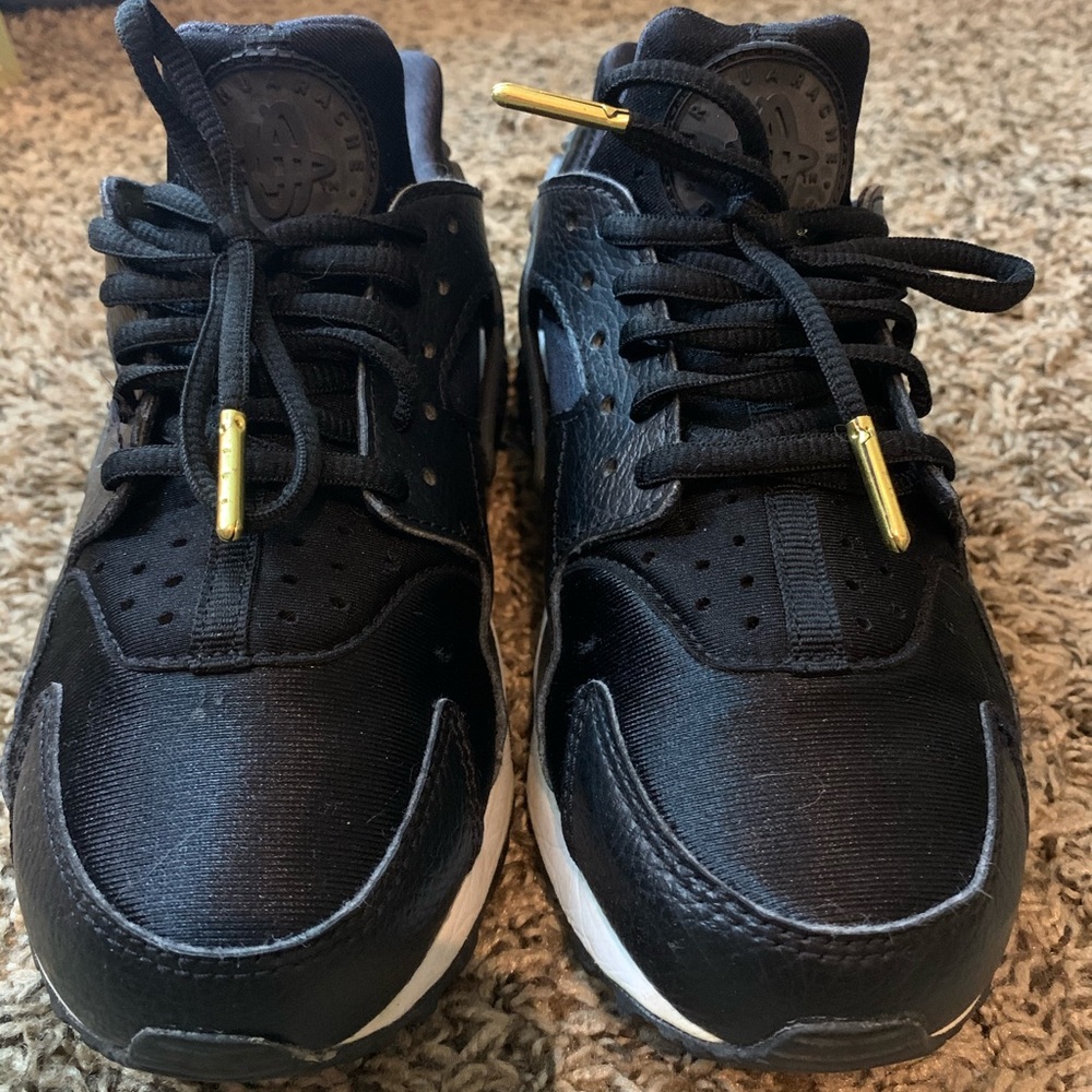Nike Huaraches Run Spark Shoes